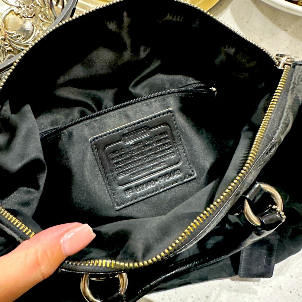 Coach purse black - Picture 2 of 3